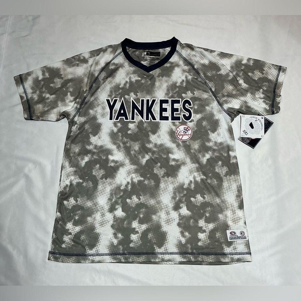 New York Yankees Shirt Mens Large Gray Camo NWT MLB True Fan Performance